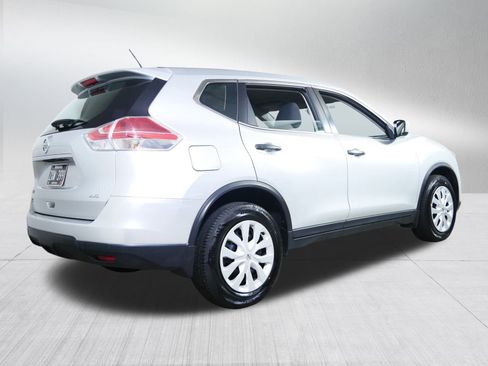 Used 2016 Nissan Rogue S image 7