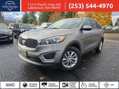 Used 2016 Kia Sorento LX w/ LX Convenience Package