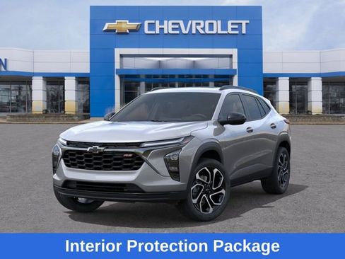 New 2026 Chevrolet Trax RS w/ Sunroof Package FWD image 7