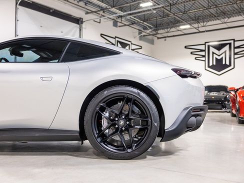 Used 2024 Ferrari Roma image 18