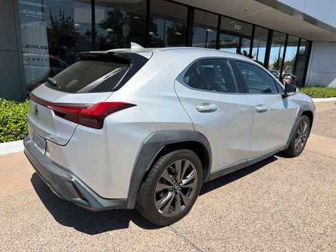 Used 2020 Lexus UX 250h F Sport w/ F Sport Premium Package AWD/4WD image 3