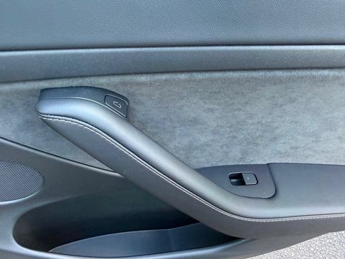 Used 2023 Tesla Model 3 Standard Range RWD image 29