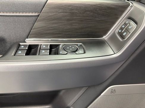 New 2025 Ford F150 Lariat w/ Equipment Group 501A Mid image 14