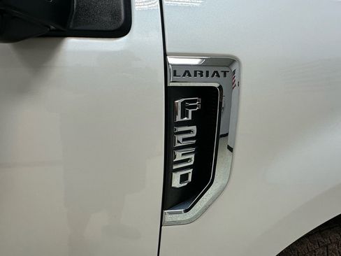 Used 2018 Ford F250 Lariat image 8