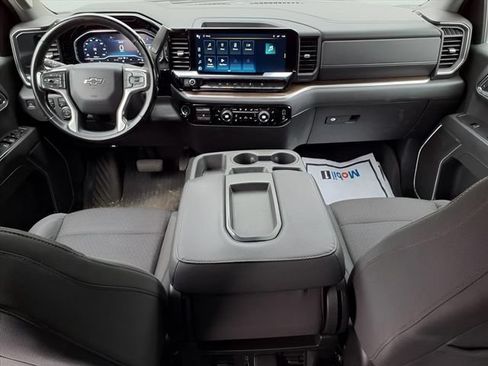 Used 2023 Chevrolet Silverado 1500 RST AWD/4WD image 12