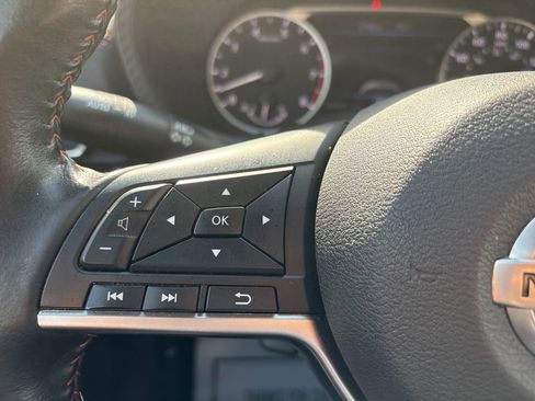 Used 2022 Nissan Sentra SR w/ Trunk Package image 18