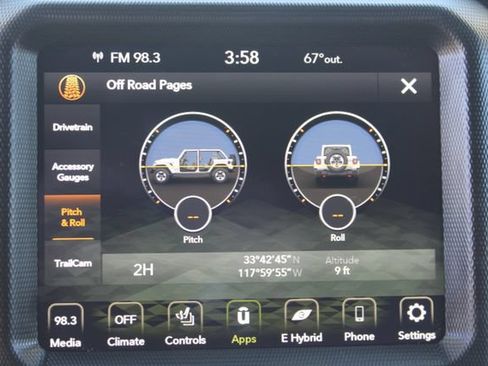 Used 2023 Jeep Wrangler Unlimited Sahara AWD/4WD image 35