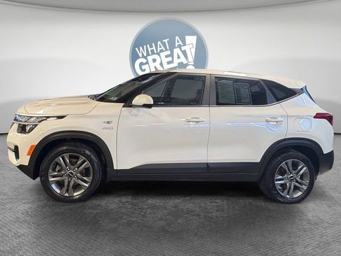 Certified 2023 Kia Seltos LX image 7