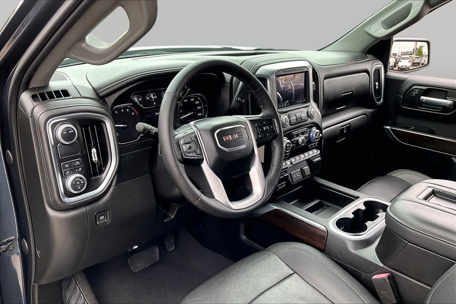 Used 2021 GMC Sierra 1500 SLT RWD image 18