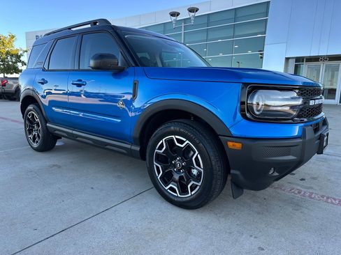 New 2025 Ford Bronco Sport Outer Banks image 7