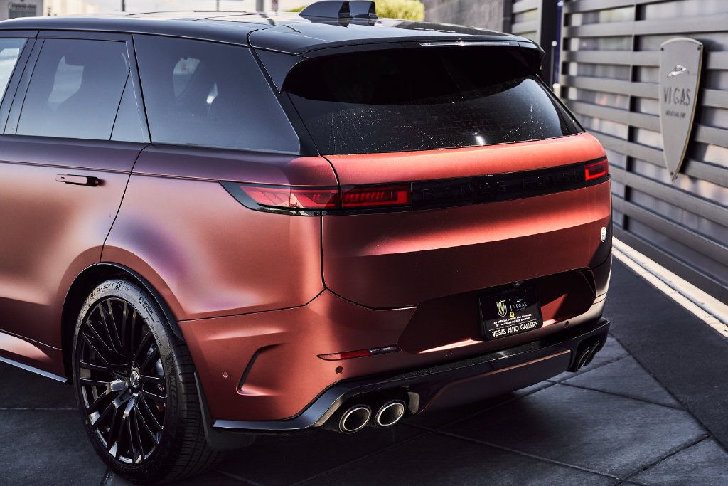 Used 2025 Land Rover Range Rover Sport SV Edition Two AWD/4WD image 10