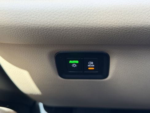 New 2026 Porsche Cayenne image 34