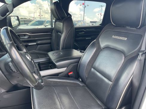 Used 2022 RAM 1500 Laramie w/ Sport Appearance Package AWD/4WD image 14