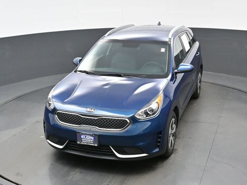 Used 2017 Kia Niro LX image 39
