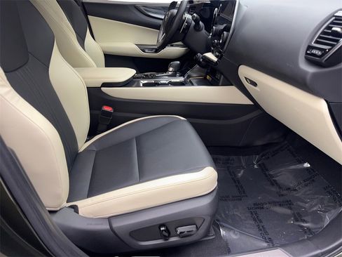 Used 2024 Lexus NX 250 FWD w/ Premium Package image 44