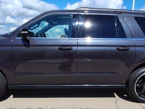 Used 2024 Ford Expedition Max Limited AWD/4WD image 5
