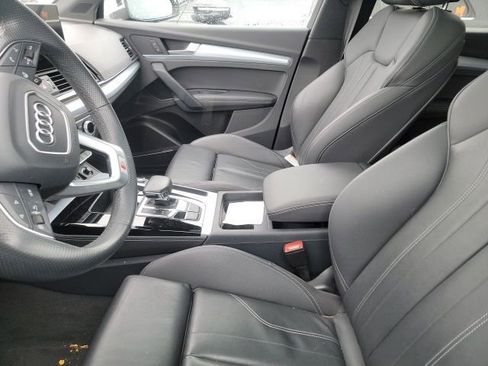 Certified 2024 Audi Q5 2.0T Premium Plus image 5