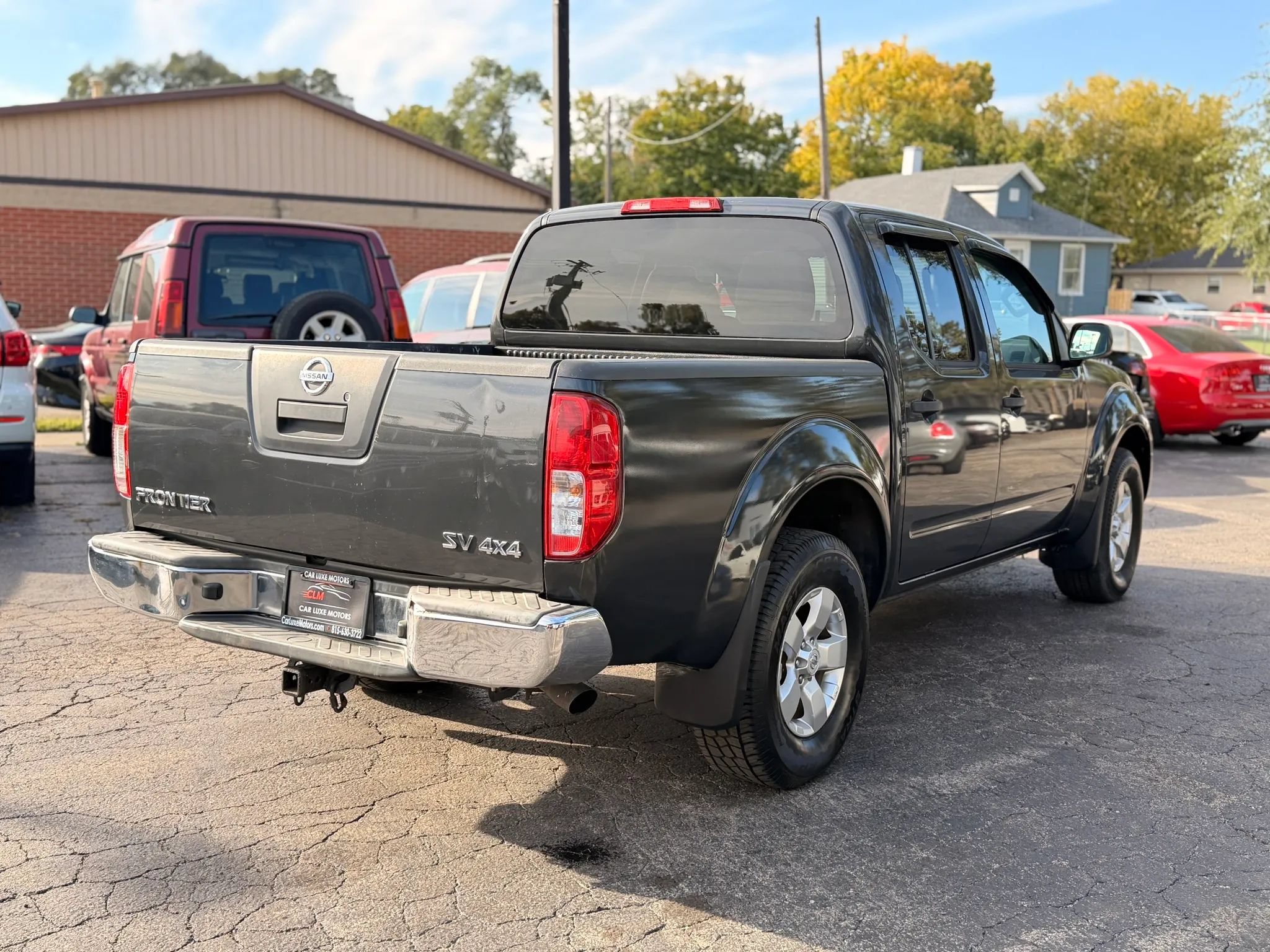 Used 2012 Nissan Frontier SV AWD/4WD image 4