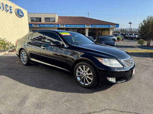 Used 2011 Lexus LS 460 w/ Comfort Pkg RWD image 5