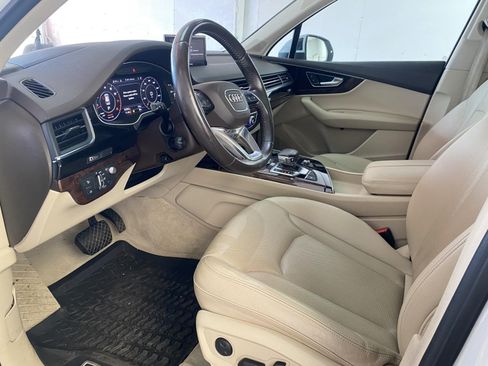 Used 2019 Audi Q7 3.0T Prestige w/ Prestige Package AWD/4WD image 24
