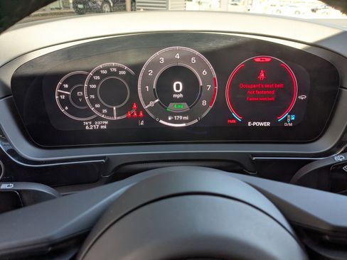 Certified 2026 Porsche Cayenne S AWD/4WD image 16