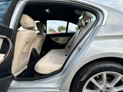 Used 2017 BMW 330i xDrive Sedan image 17