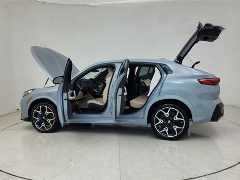 Used 2025 BMW X2 M35i image 73