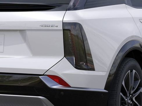 New 2025 Cadillac Optiq Sport 1 image 11