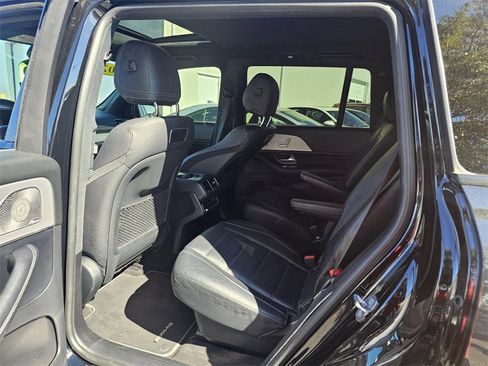 Used 2020 Mercedes-Benz GLS 580 4MATIC image 26