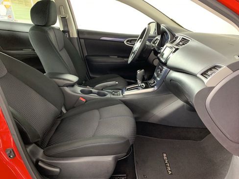 Used 2019 Nissan Sentra SR image 41