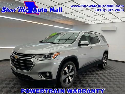 Used 2020 Chevrolet Traverse LT w/ LT Premium Package image 1