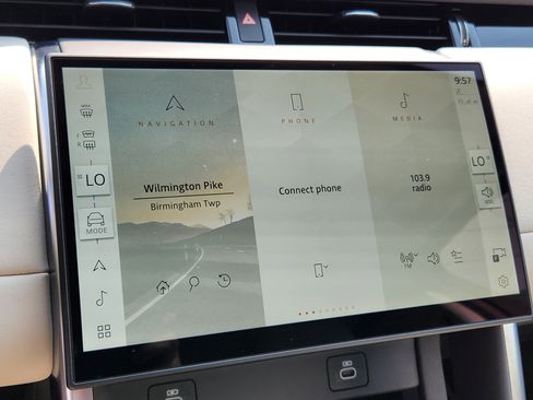 Certified 2025 Land Rover Discovery Sport S image 20