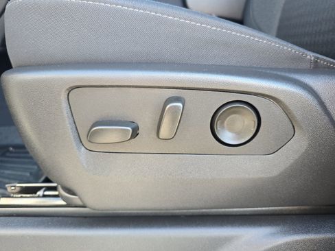 Used 2025 Chevrolet Silverado 1500 Custom Trail Boss image 15