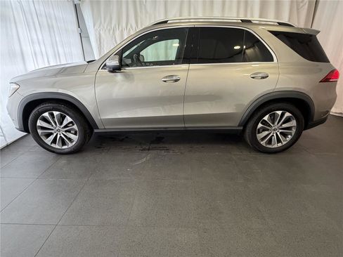 Used 2021 Mercedes-Benz GLE 350 4MATIC image 2