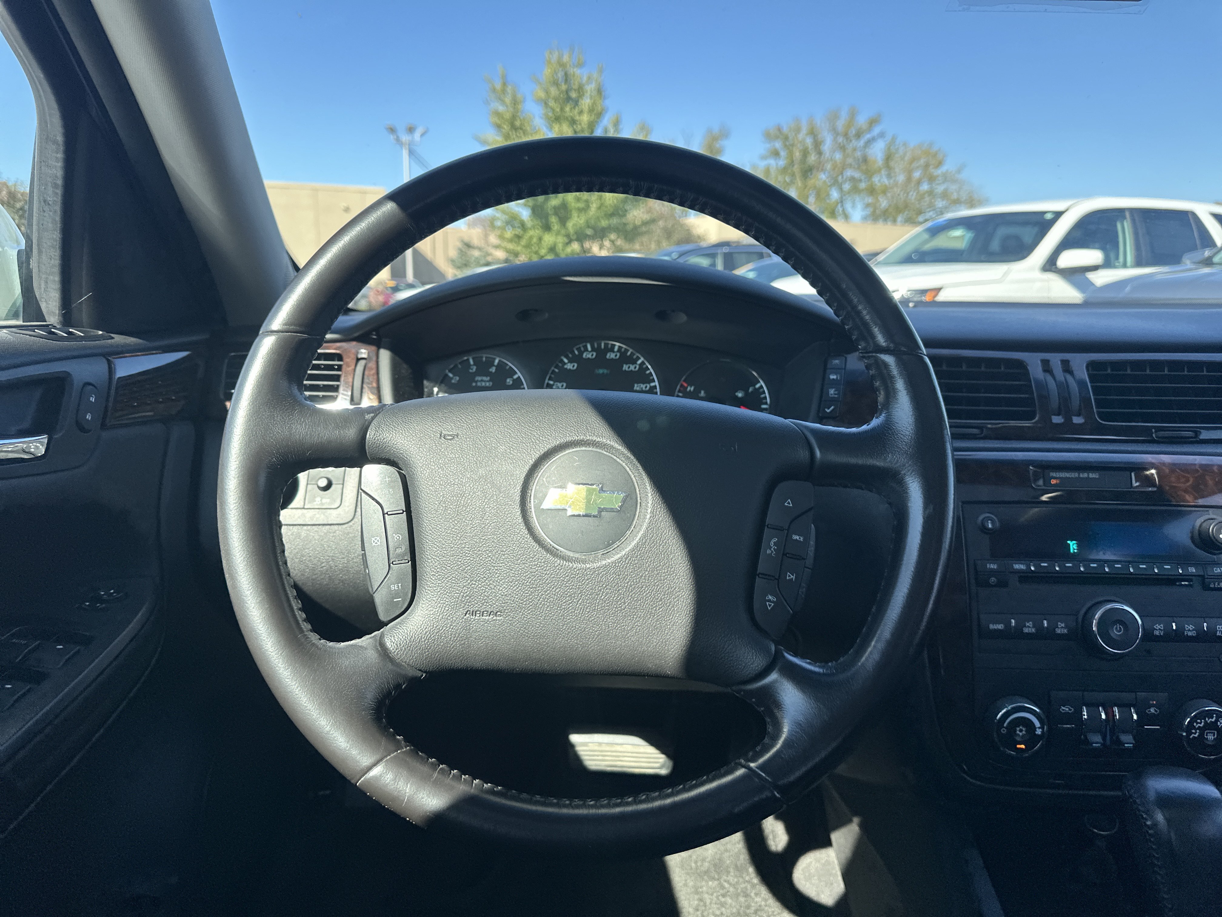 Used 2014 Chevrolet Impala LT w/ LT Sunroof Package FWD image 19