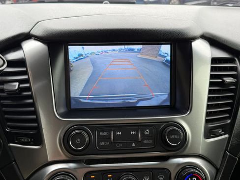 Used 2016 Chevrolet Suburban LTZ RWD image 59
