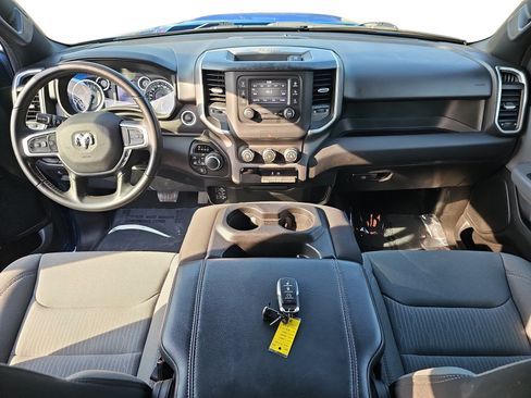 Used 2022 RAM 1500 Big Horn AWD/4WD image 10