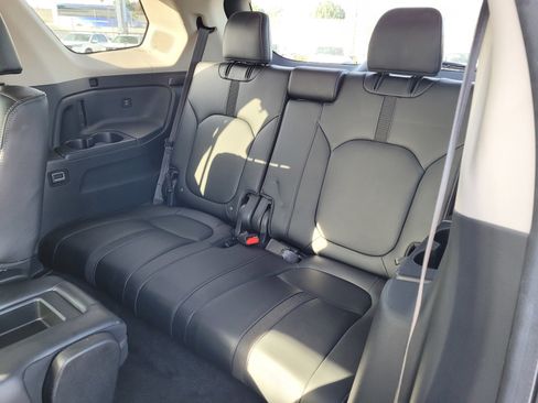 Certified 2024 Honda Pilot Touring image 13