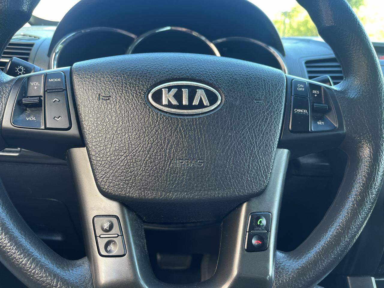 Used 2013 Kia Sorento LX w/ Convenience Pkg AWD/4WD image 17