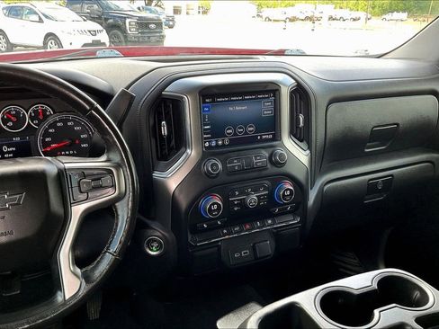 Used 2021 Chevrolet Silverado 1500 RST w/ LPO, Dark Essentials Package RWD image 9