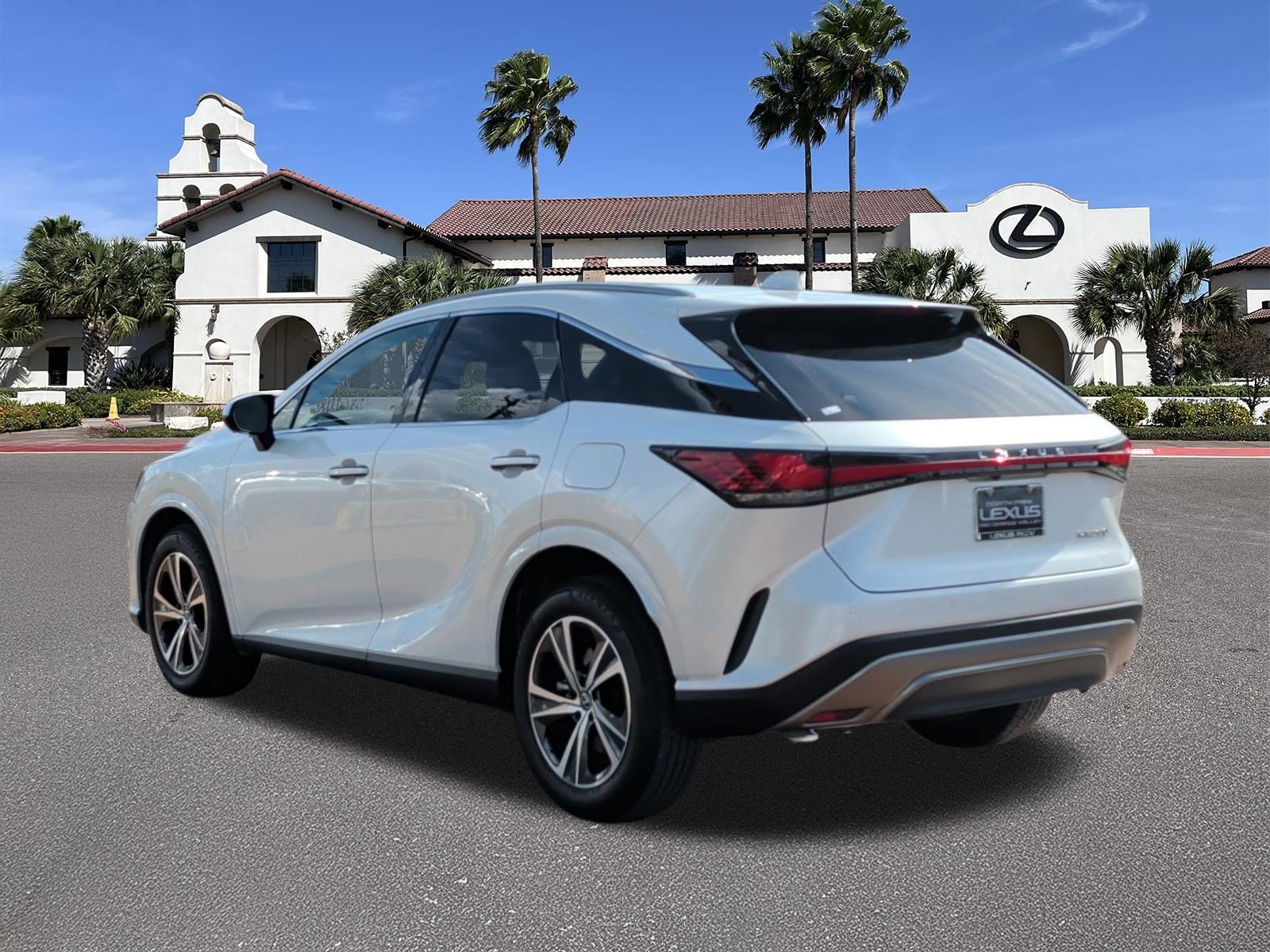 Certified 2025 Lexus RX 350 Premium w/ Accessory Package (Z1) FWD image 4