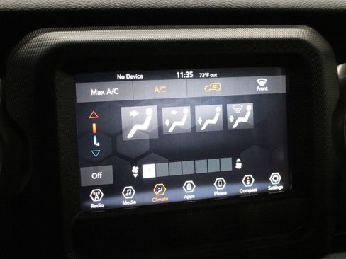 Used 2022 Jeep Wrangler Unlimited Sport image 34