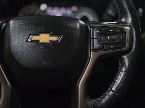 Used 2019 Chevrolet Silverado 1500 High Country w/ Technology Package AWD/4WD image 22