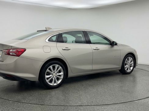 Used 2024 Chevrolet Malibu LT FWD image 9