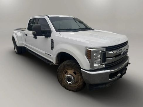 Used 2018 Ford F350 XL w/ STX Appearance Package AWD/4WD image 2