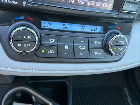 Used 2018 Toyota RAV4 XLE w/ Plus Extra Value Package AWD/4WD image 21