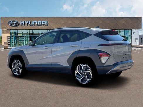 Used 2026 Hyundai Kona SEL Premium AWD/4WD image 4