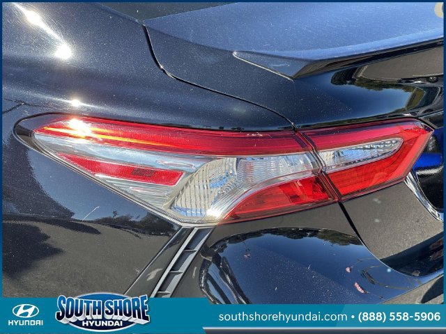 Used 2018 Toyota Camry SE w/ Audio Package FWD image 10