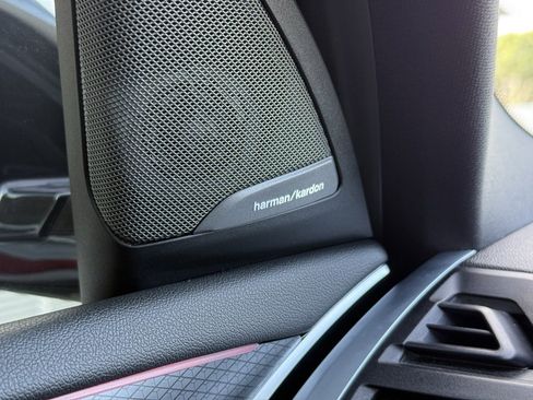 Used 2023 BMW X3 sDrive30i w/ M Sport Package image 7