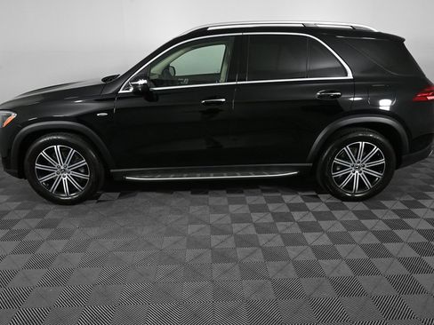 Certified 2025 Mercedes-Benz GLE 450e 4MATIC image 3